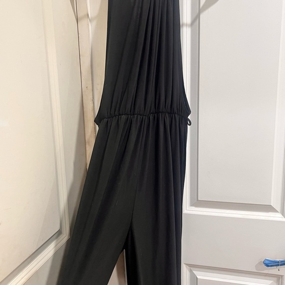 Elegant Black Women's Jumpsuit w/o tie string - Picture 4 of 4